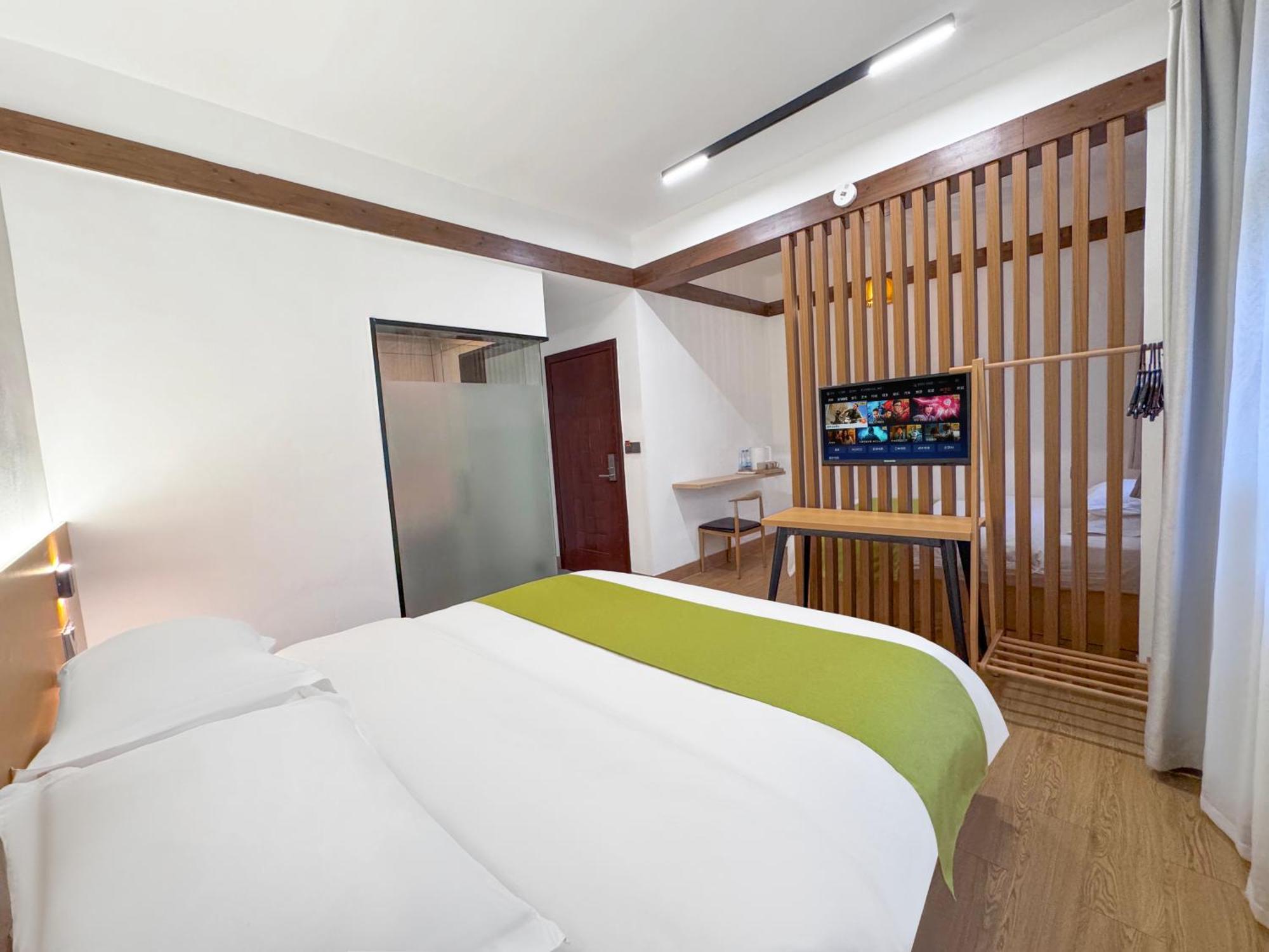 Phoenix Haven Fenghuang County Exterior photo